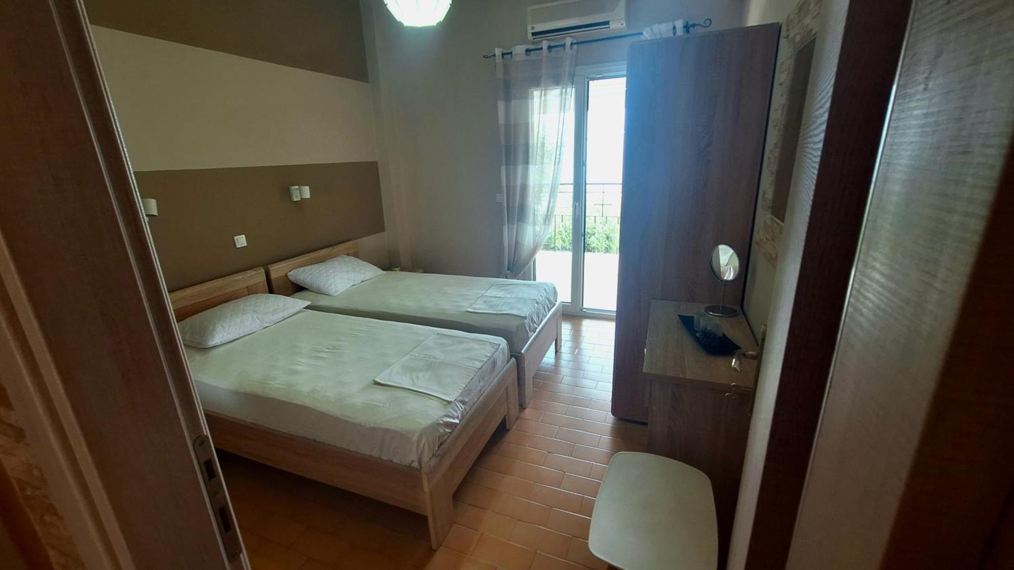 Sofia Apartments Barbati Esterno foto